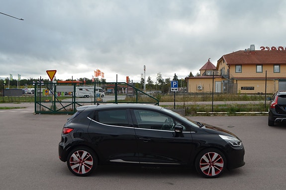 Renault Clio 15 of 27