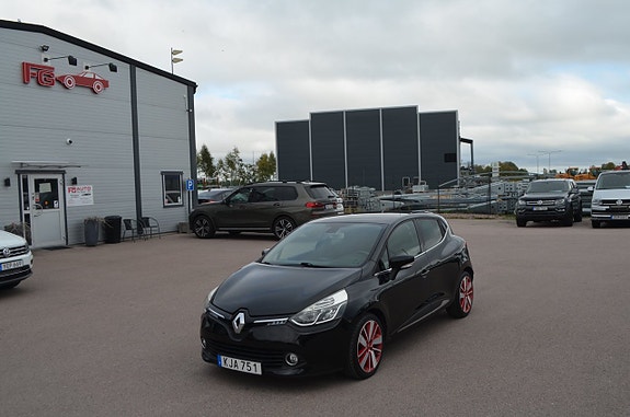 Renault Clio 8 of 27