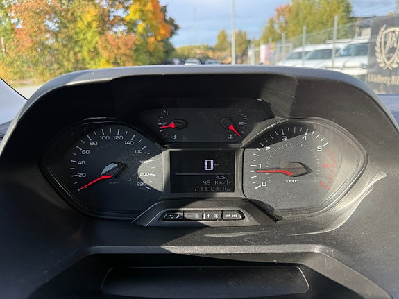 Peugeot Partner 13 of 20
