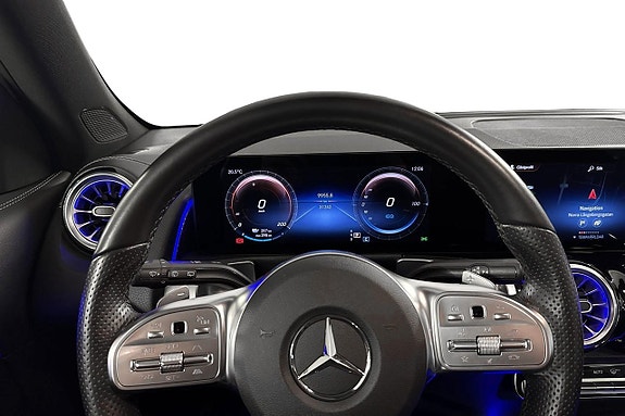 Mercedes-Benz EQB300 8 of 20