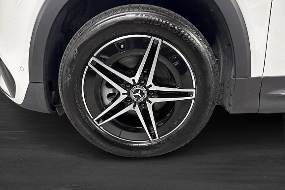 Mercedes-Benz EQB300 6 of 20