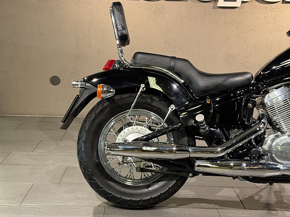 Honda VT600 SHADOW 5 of 7