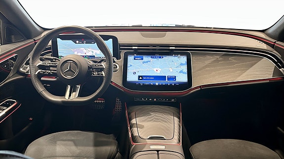 Mercedes-Benz E300 de 6 of 12