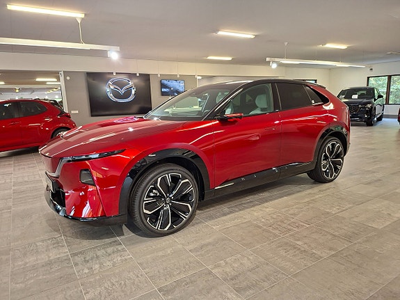 Mazda CX-6e 13 of 23