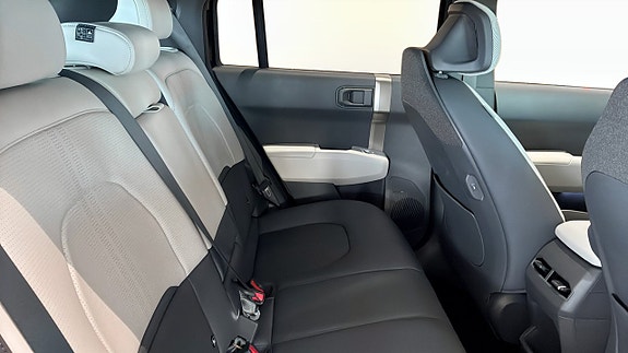 Kia EV3 5 of 14