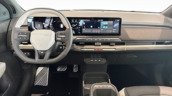 Kia EV3 4 of 14