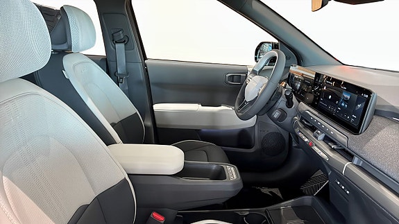 Kia EV3 3 of 14