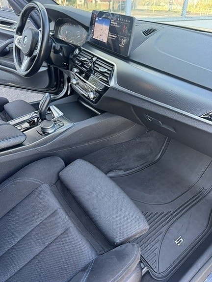 BMW 520 9 of 10