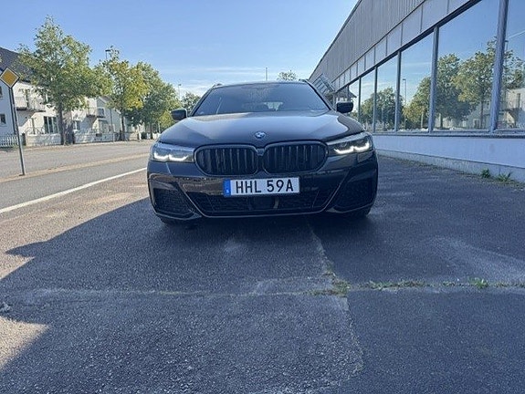 BMW 520 2 of 10