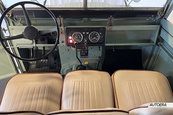 Land Rover Series 11 of 22