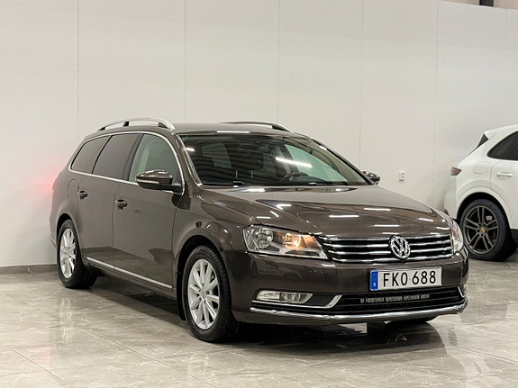 Volkswagen Passat 2 of 20