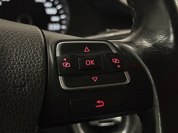 Volkswagen Passat 19 of 20