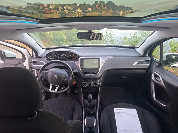 Peugeot 2008 10 of 15