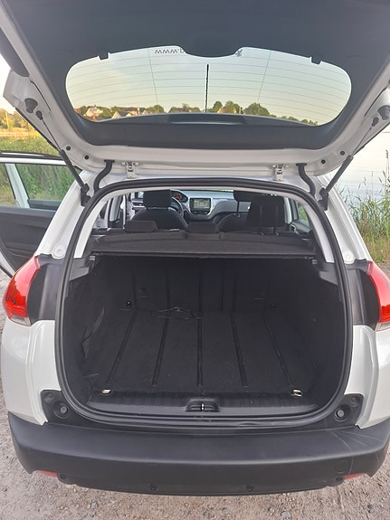 Peugeot 2008 9 of 15