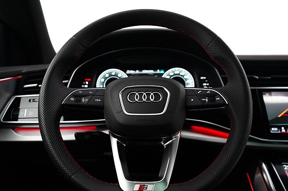 Audi SQ8 9 of 28