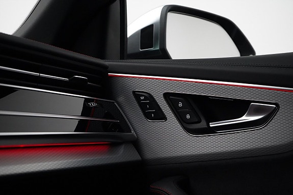Audi SQ8 17 of 28