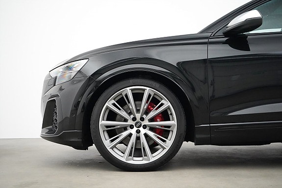 Audi SQ8 2 of 28