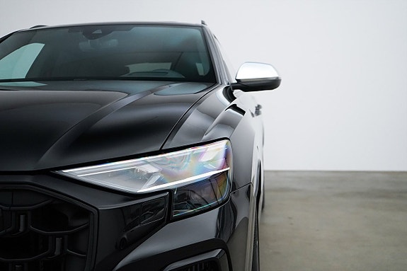 Audi SQ8 27 of 28