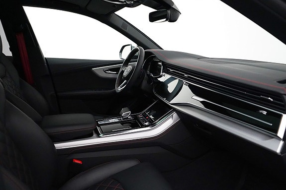 Audi SQ8 18 of 28