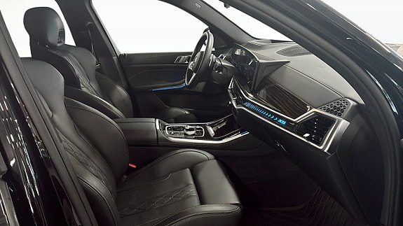 BMW X5 3 of 12