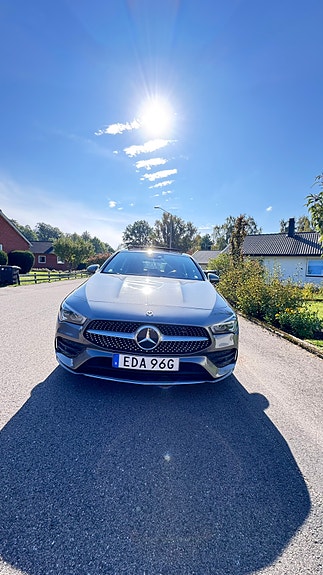 Mercedes-Benz CLA220 d 2 of 9