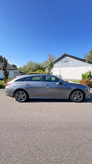 Mercedes-Benz CLA220 d 4 of 9
