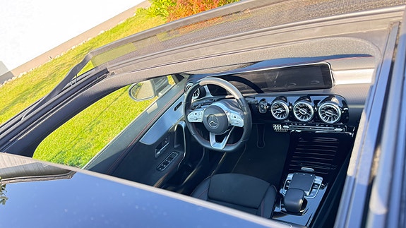 Mercedes-Benz CLA220 d 6 of 9