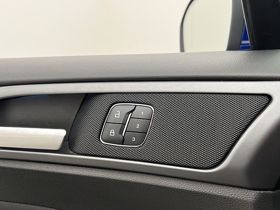 Ford Mondeo 14 of 28