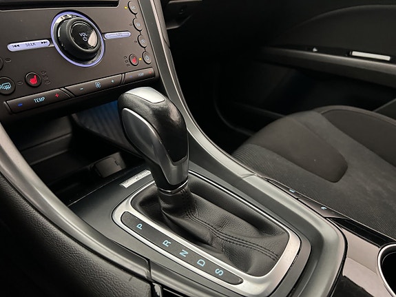 Ford Mondeo 24 of 28
