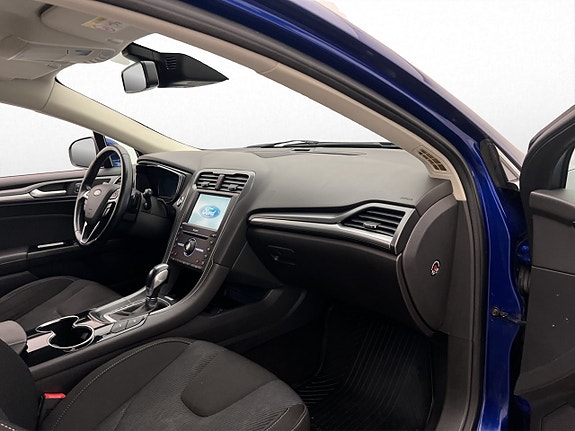 Ford Mondeo 12 of 28