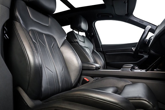Audi e-tron 22 of 25