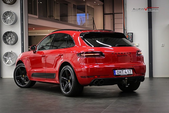 Porsche Macan GTS 2 of 30