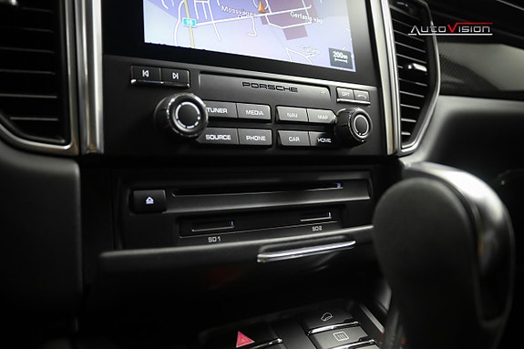 Porsche Macan GTS 17 of 30