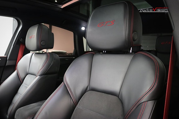 Porsche Macan GTS 27 of 30