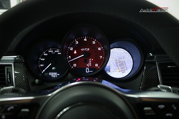 Porsche Macan GTS 24 of 30