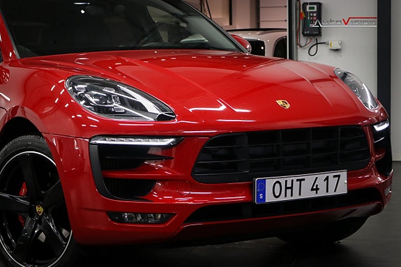 Porsche Macan GTS 4 of 30