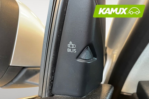 Volvo V40 24 of 26