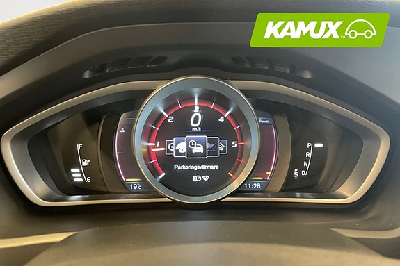 Volvo V40 12 of 26