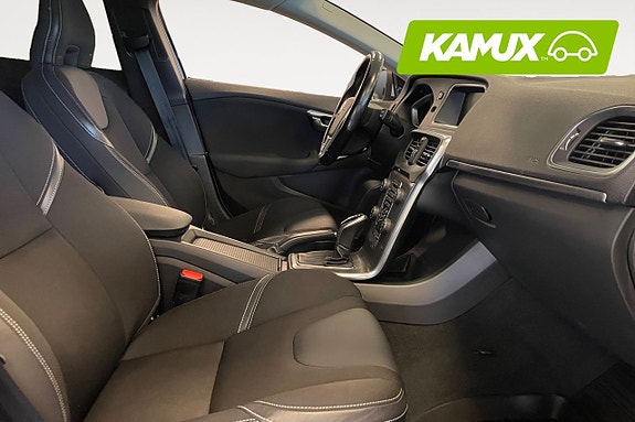 Volvo V40 15 of 26