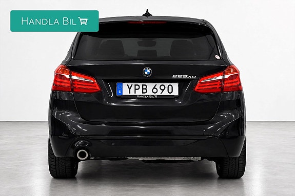 BMW 225xe 6 of 21