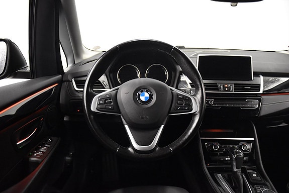 BMW 225xe 2 of 21