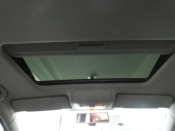 Volkswagen Touran 14 of 17