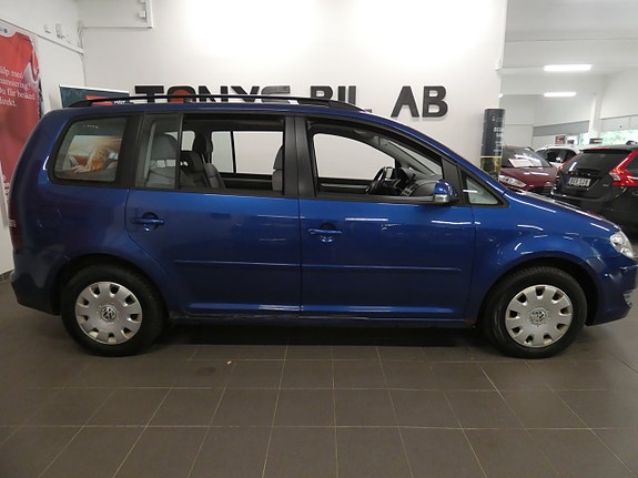 Volkswagen Touran 6 of 17