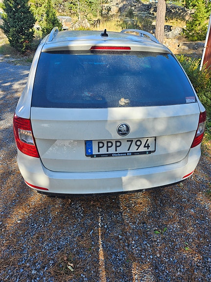 Skoda Superb 8 of 8