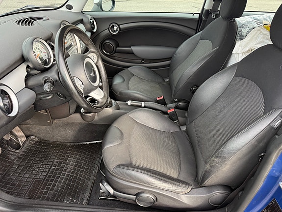 MINI Cooper 10 of 20