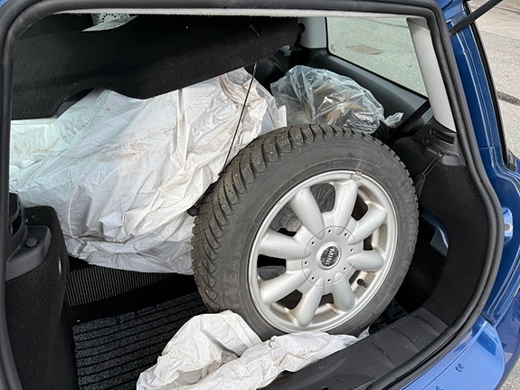 MINI Cooper 9 of 20