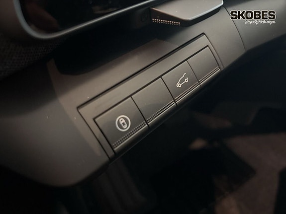 Renault Scenic E-Tech 18 of 20