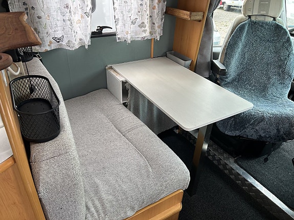 Hymer TRAMP 655 Franskbädd 10 of 21