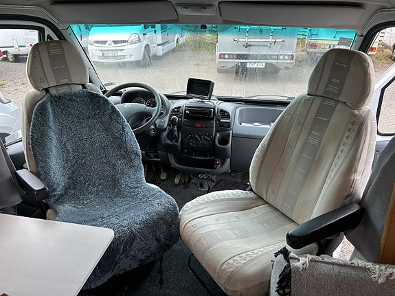 Hymer TRAMP 655 Franskbädd 8 of 21