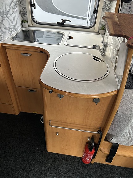 Hymer TRAMP 655 Franskbädd 18 of 21